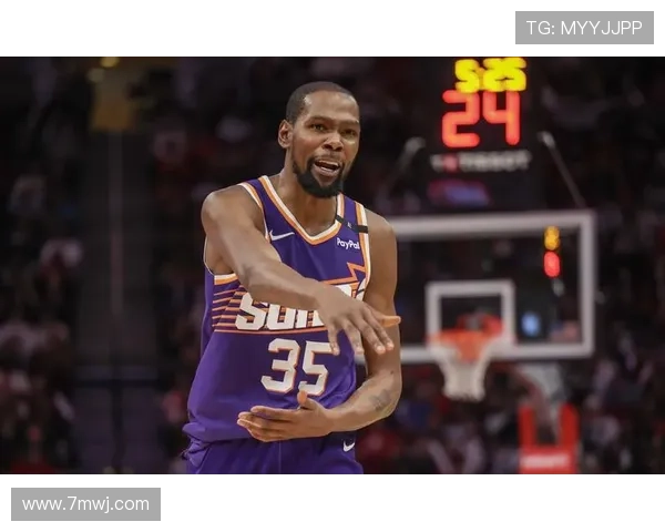 杜兰特：今晚非宿敌对决 不关心季后赛问题